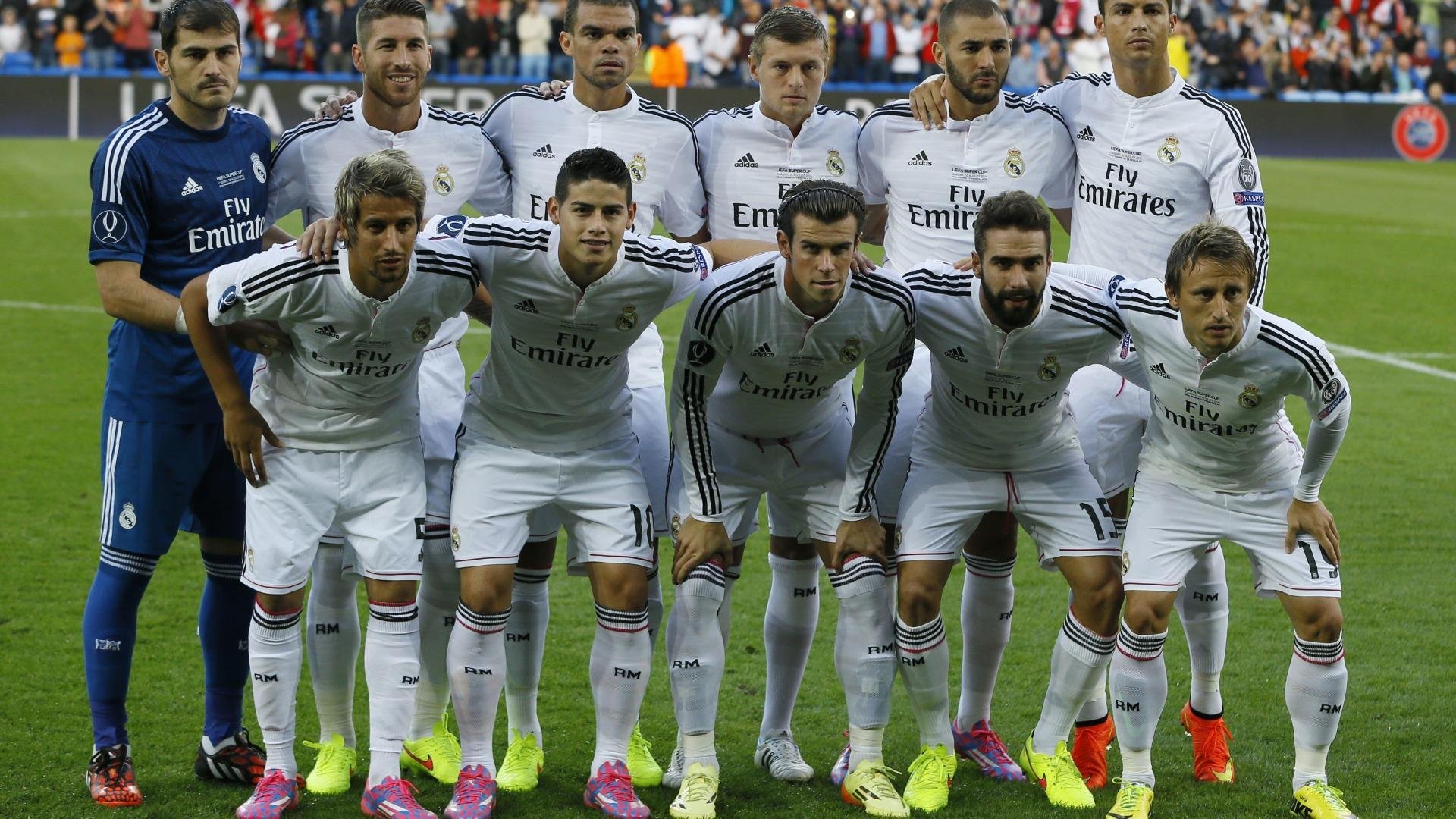 尤文图斯教练压力巨大！，詹姆斯遭遇七持续失利观众掌声雷动